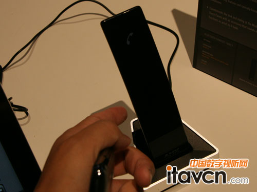 AMXпϵy(tng)(gu)Infocomm2012